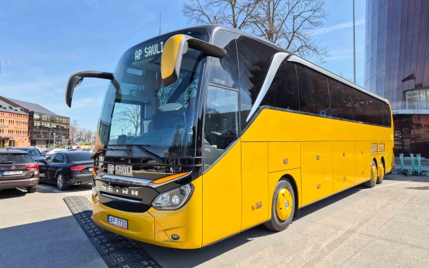 Autobusu noma SETRA S 517 HDH